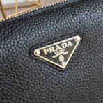 CLUTCH 29 IN BLACK GRAINED CALFSKIN SILVER HARDWARE - 图片 3