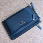 CLUTCH 28 IN NAVY BLUE RE-NYLON - 图片 6