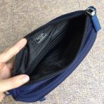 CLUTCH 28 IN NAVY BLUE RE-NYLON - 图片 9