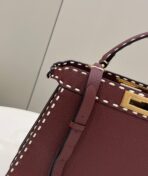 PEEKABOO ISEEU 33 IN SANGRIA RED GRAINED CALFSKIN GOLD HARDWARE - 图片 6