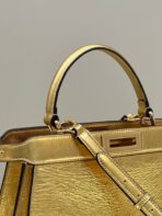 PEEKABOO ISEEU 33 IN GOLD METALLIC CALFSKIN GOLD HARDWARE - 图片 6