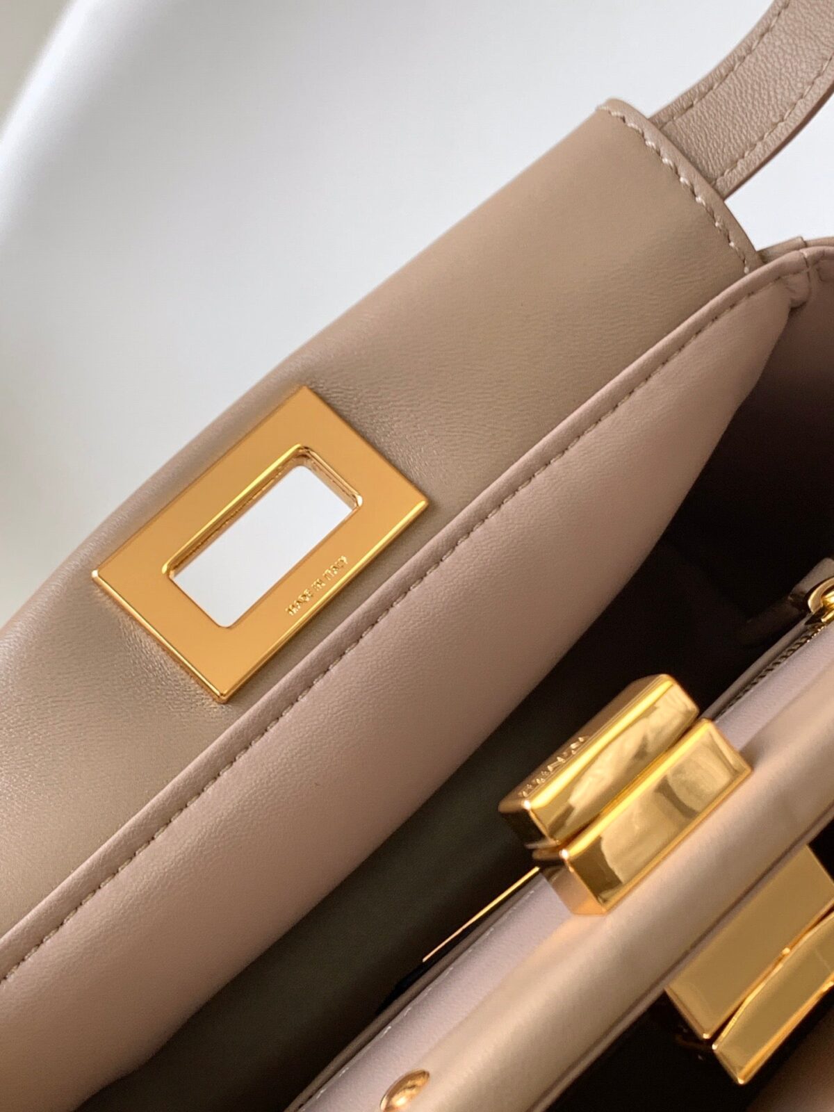 Peekaboo Mini 23cm Bag light brown lambskin gold hardware - 图片 7