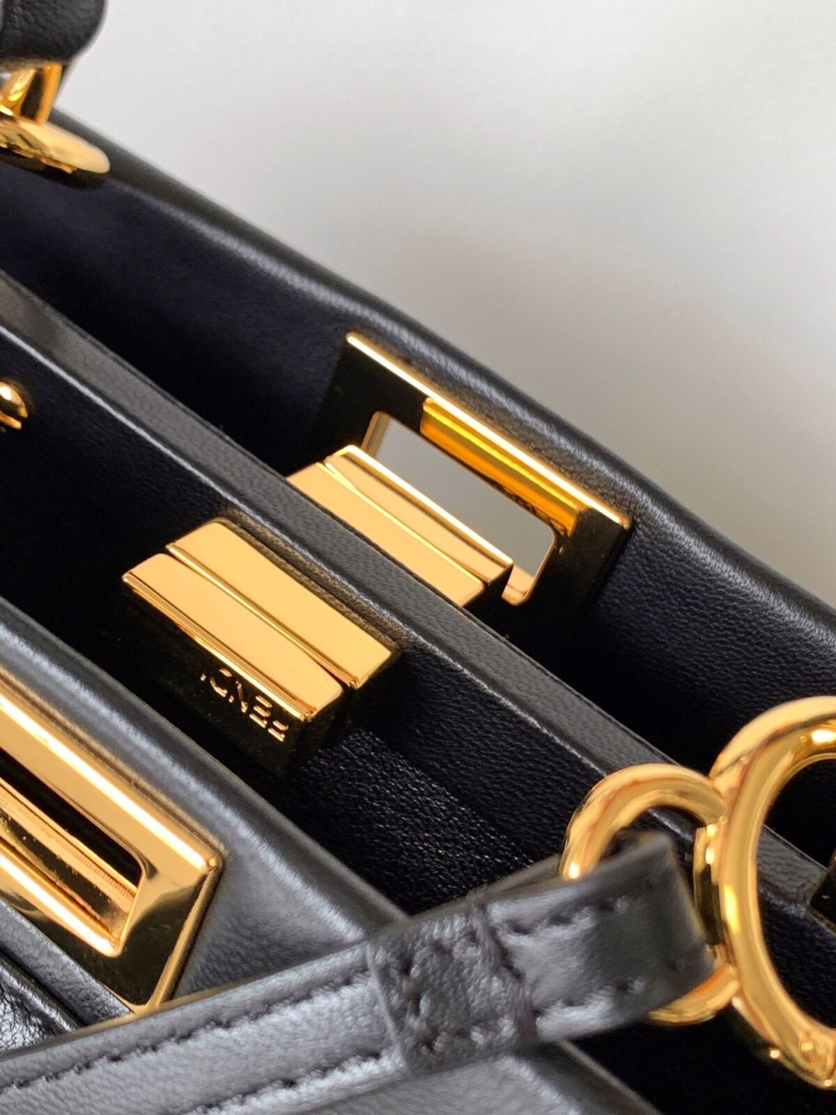 Peekaboo Mini 23cm Bag black lambskin gold hardware - 图片 4
