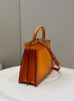PEEKABOO ISEEU 33 IN ORANGE OMBRE SMOOTH CALFSKIN GOLD HARDWARE - 图片 4