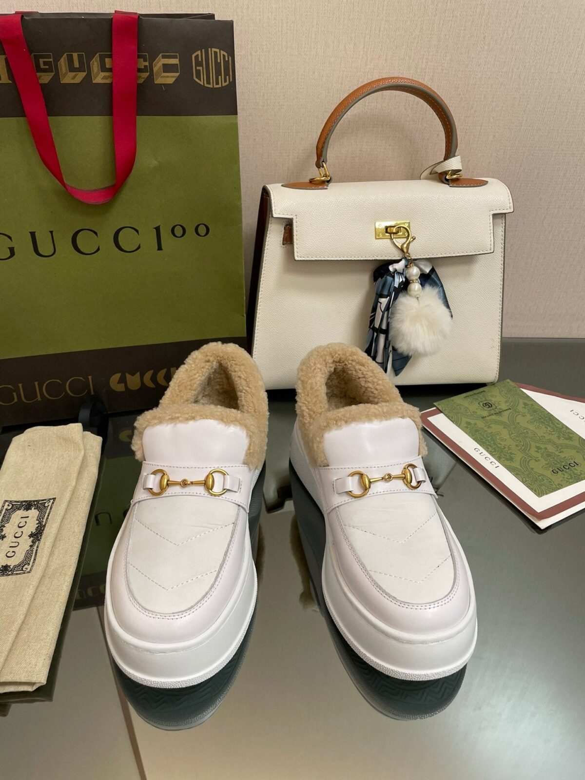 GG LOAFER IN WHITE CALFSKIN WITH BEIGE WOOL LINING - 图片 3
