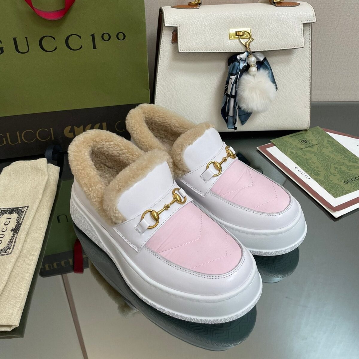 GG LOAFER IN WHITE MIX LIGHT PINK CALFSKIN WITH BEIGE WOOL LINING - 图片 1