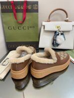 GG LOAFER IN PEANUT BROWN JACQUARD AND CHOCOLATE BROWN CALFSKIN WITH BEIGE WOOL LINING - 图片 6