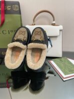 GG LOAFER IN PEANUT BROWN JACQUARD AND BLACK CALFSKIN WITH BEIGE WOOL LINING - 图片 3