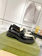 GG LOAFER WITH GG CHAINS GLOSSY BLACK AND WHITE CALFSKIN - 图片 4