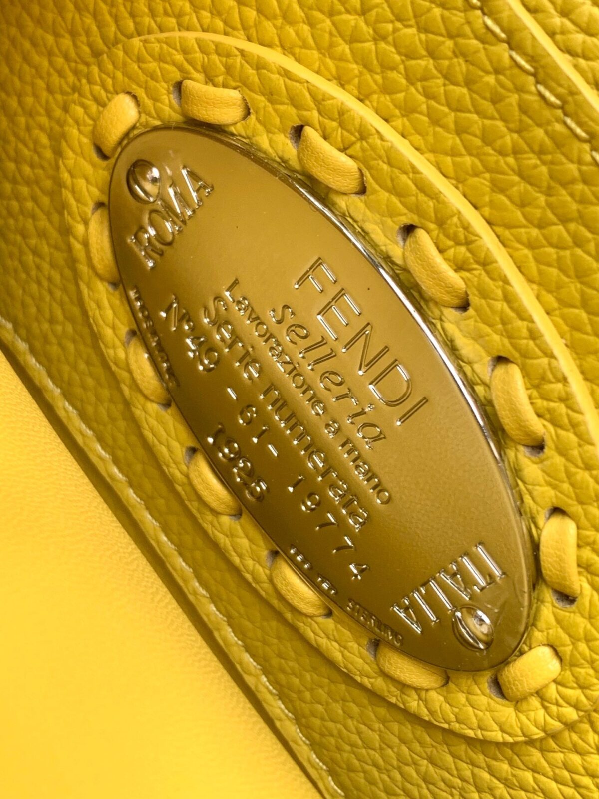 Peekaboo ISeeU Petite 20 Bag Yellow Leather Shw - 图片 7