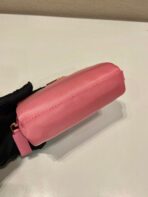 CLUTCH 12 IN CANDY PINK RE-NYLON - 图片 3