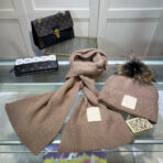 CLASSIC HAT & SCARF SET IN MEIDUM BROWN CASHMERE 379251 - 图片 4