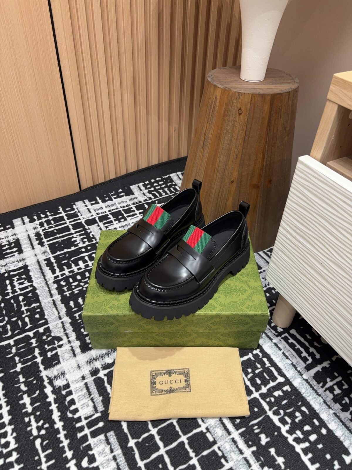 GG LOAFER WITH WEB IN BLACK CALFSKIN - 图片 7