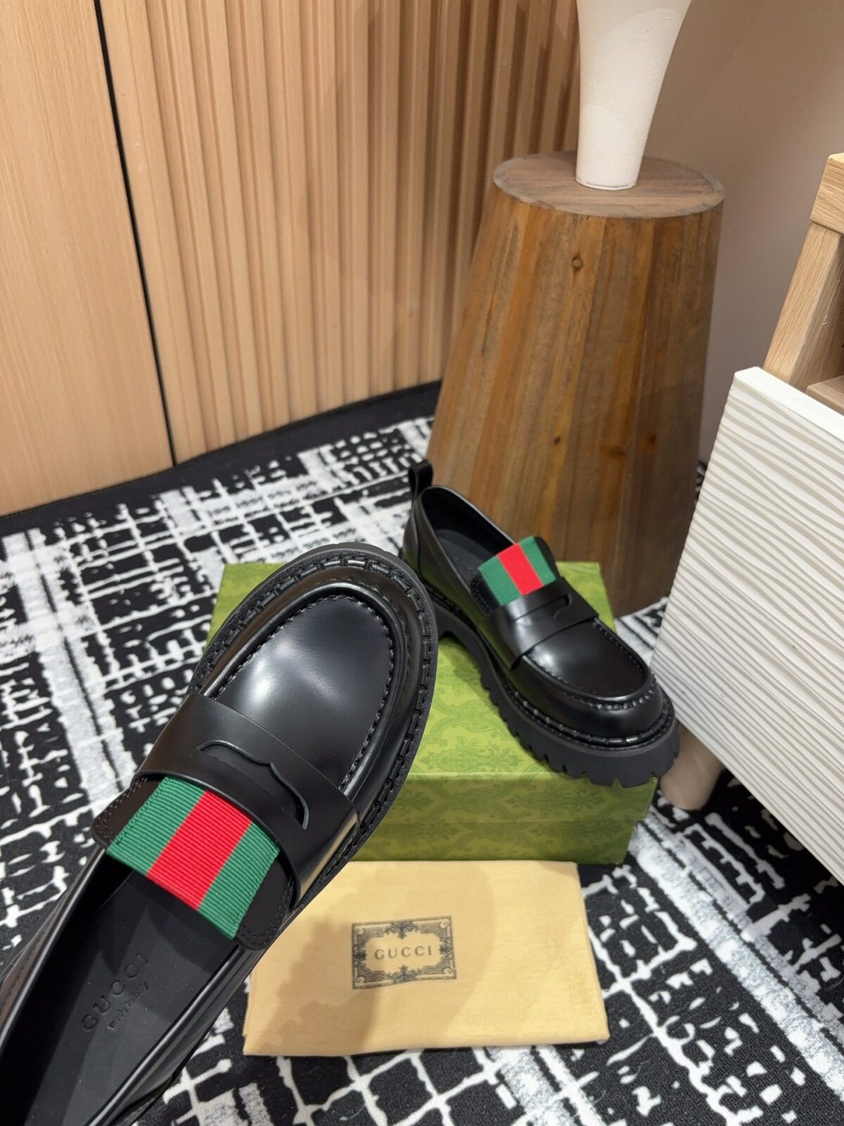 GG LOAFER WITH WEB IN BLACK CALFSKIN - 图片 5