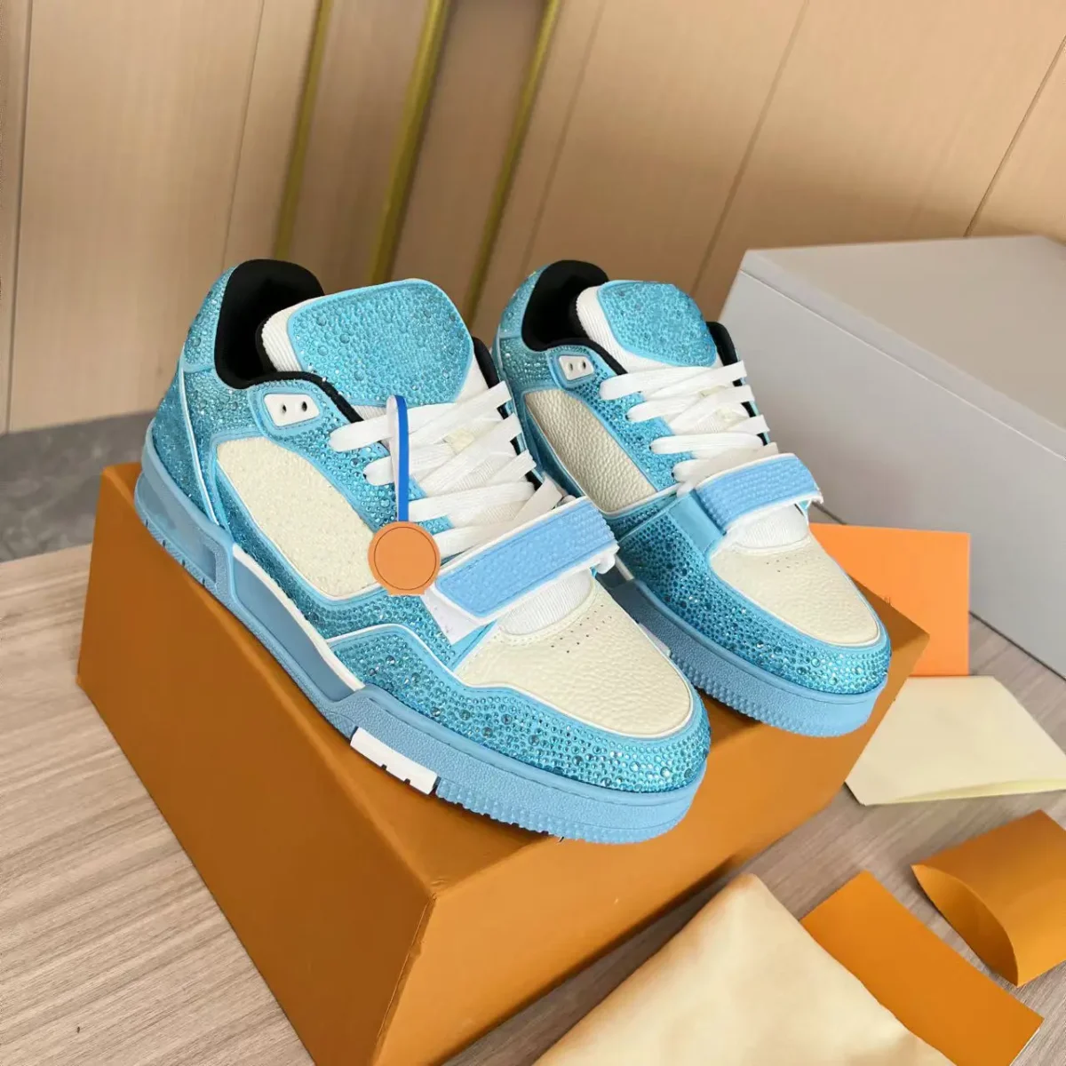 Factory Wholesale High Quality Designer Fashion Men's Women's Sneakers Casual Luxury Running Sport Walking Style Shoes for Men - 图片 3
