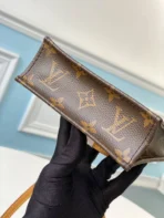 Louis Vuitton Size: 14.0 x 17.0 x 5.0 cm - 图片 7