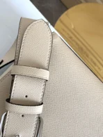 Louis Vuitton Size 28.3 x 18.3 x 4.3 cm - 图片 4