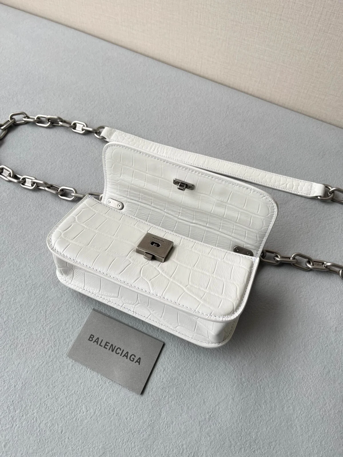 Crossbody Bag Size: 19✖️10✖️7cm - 图片 4