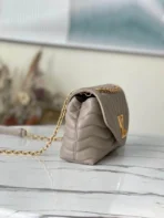 Louis Vuitton Size: 24x14x9cm - 图片 18
