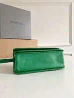 Crossbody Size: 23.5×12.4×10.4cm - 图片 7