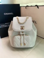 Backpack size: 19*20*12cm Model number: AS3530