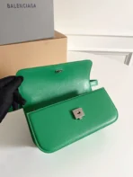 Crossbody Size: 23.5×12.4×10.4cm - 图片 4