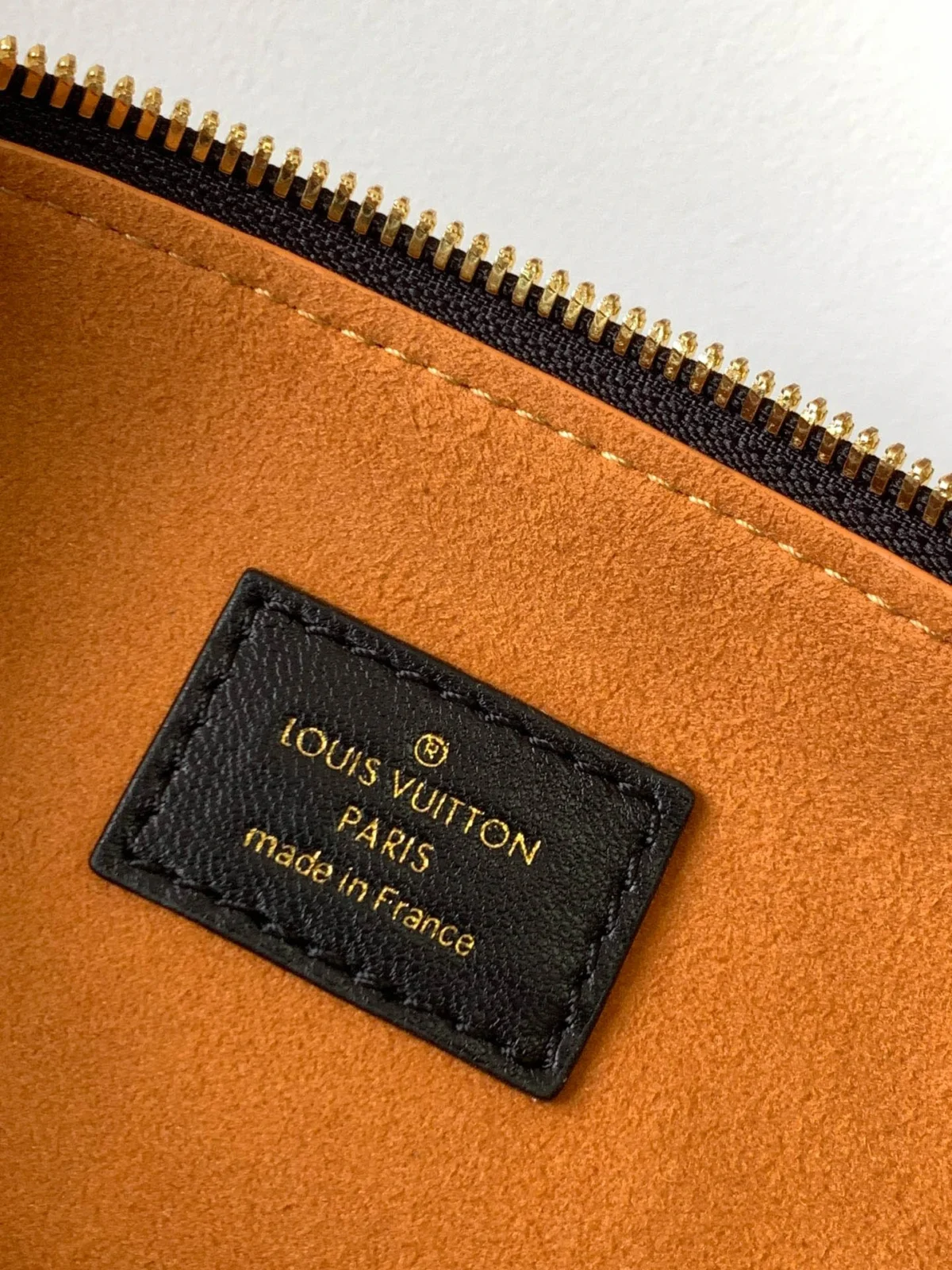 Louis Vuitton Size: 34 x 24 x 12 cm - 图片 2
