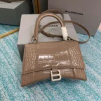 Model:8896 19x8x21cm