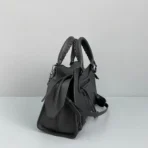 Balenciag* Neo Classic biker bag Model: 1991 Size: 25*33*13*20cm - 图片 9