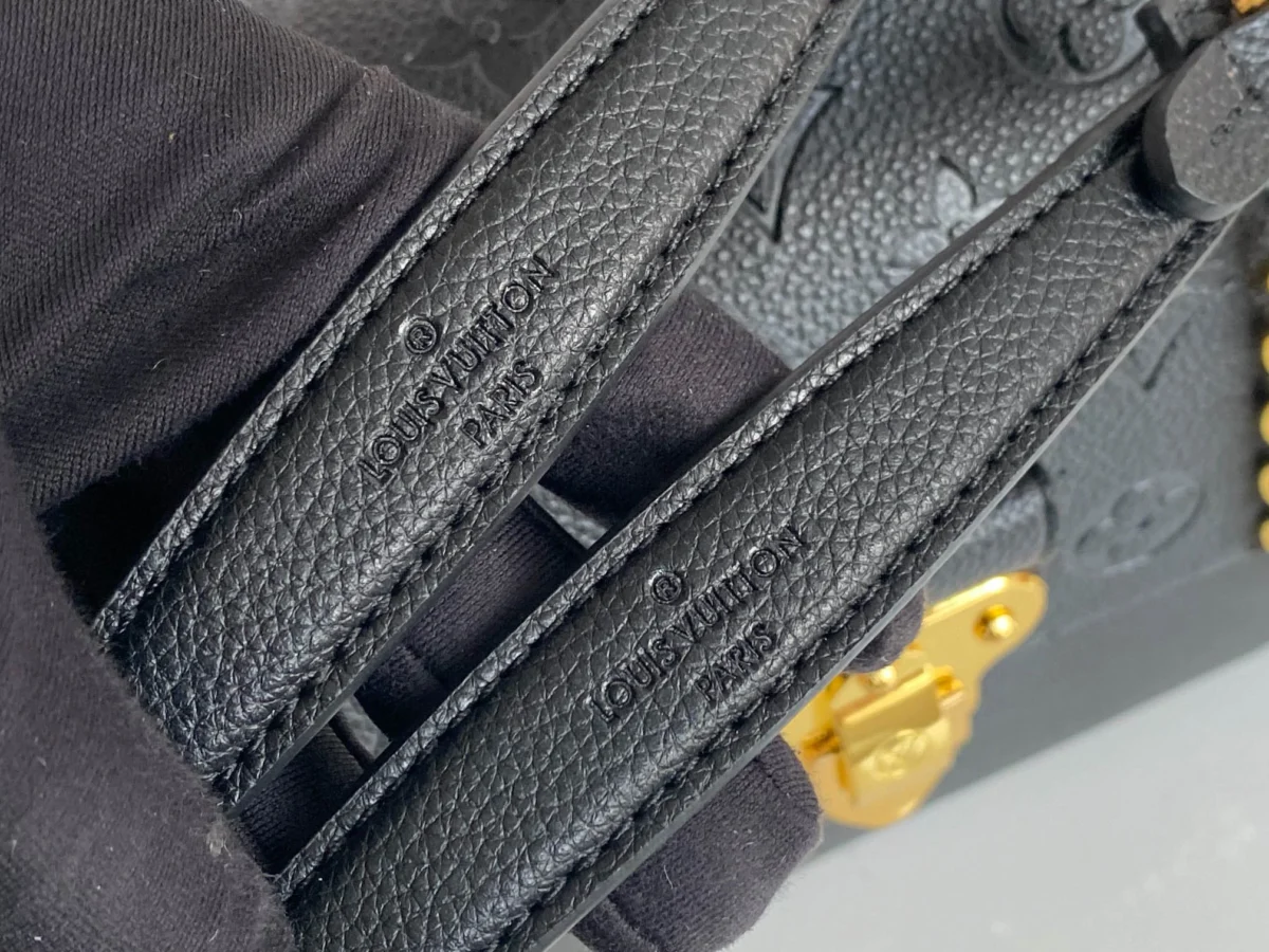 Louis Vuitton Size: 25.0 x 17.0 x 9.5 cm - 图片 3