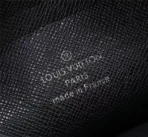 Louis Vuitton Model: 69404 Size: 15x17x8cm - 图片 2