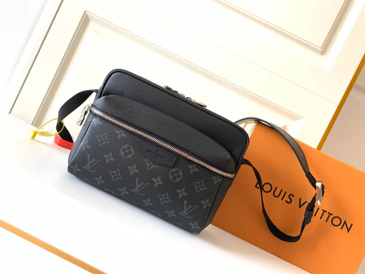 LV Model: M30233 Size:29.5x20x5cm - 图片 1