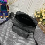 Louis Vuitton size: 15.0 x 17.0 x 8.0cm - 图片 3