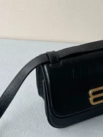 Gossip bag crossbody size: 23.5×12.4×10.4cm - 图片 8