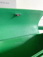 Crossbody Size: 23.5×12.4×10.4cm - 图片 2