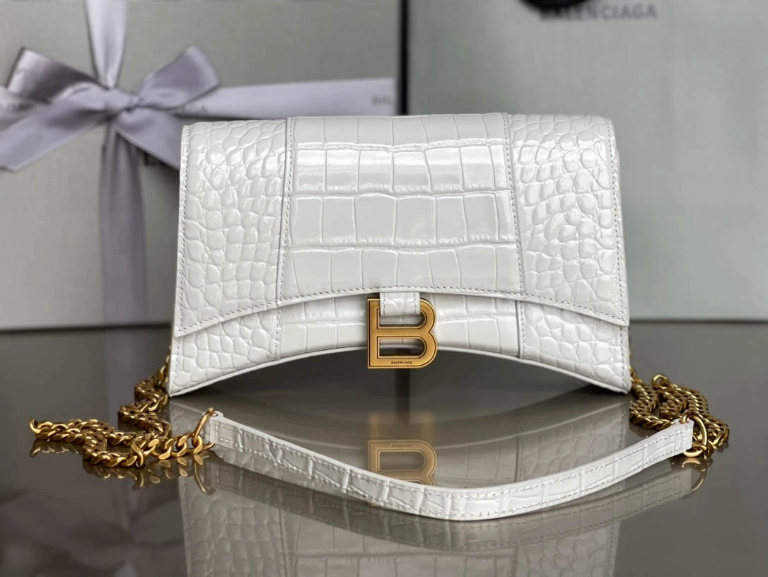 ic6c3e9d0596d718ec06f045ed05df101.webp Crossbody bag Model: 198 Size: 22x13x5cm - 图片 1