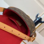 LV Model: M44860 Size 18*15*8cm - 图片 3