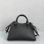 Balenciag* Neo Classic biker bag Model: 1991 Size: 25*33*13*20cm - 图片 8