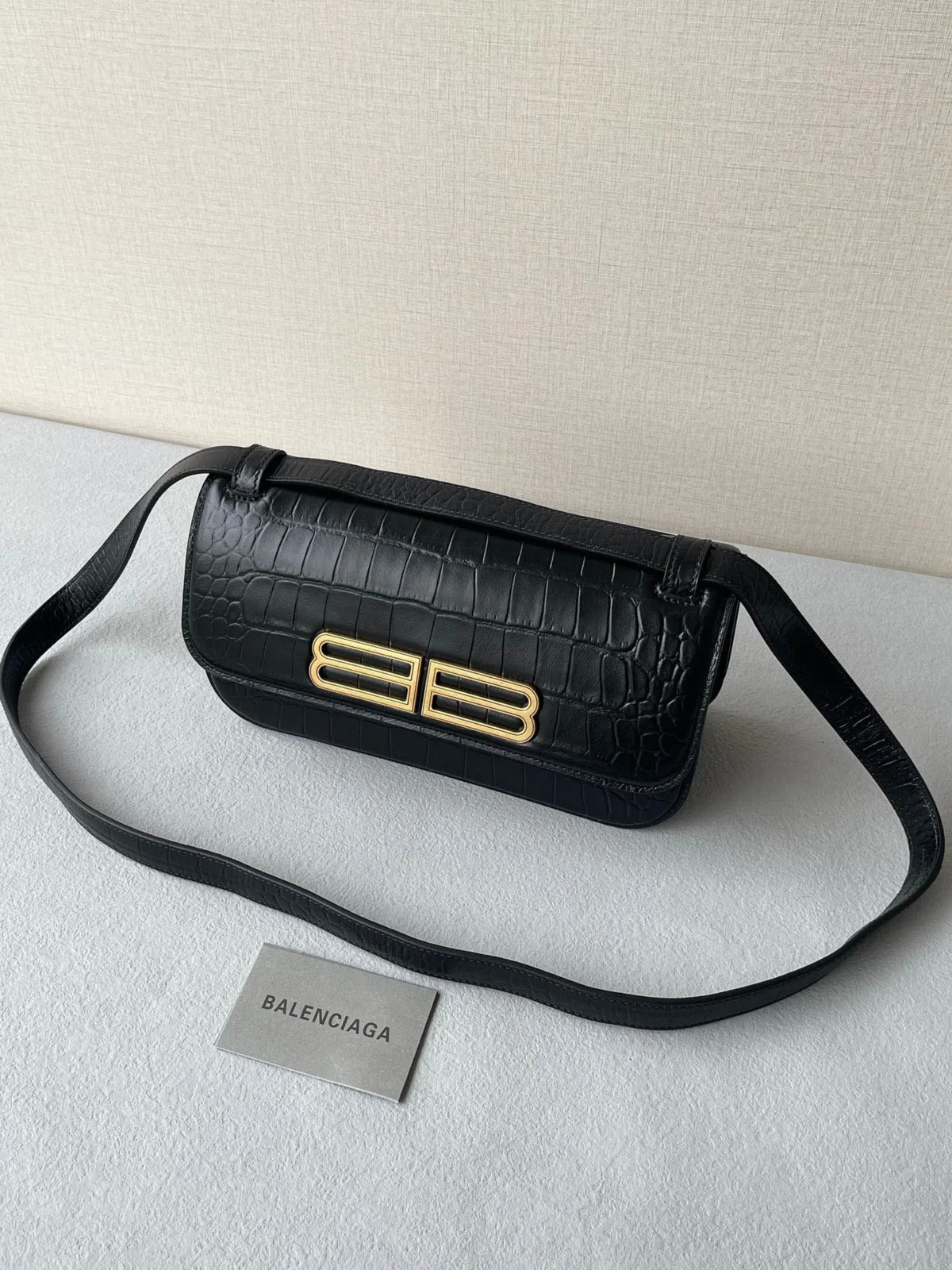 Gossip bag crossbody size: 23.5×12.4×10.4cm - 图片 9