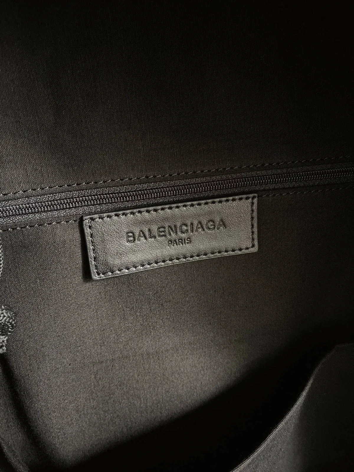 Balenciagα Hourglass Model No.:92940 Size:30.5*33*12cm 26.9*25.9*10.9cm - 图片 3