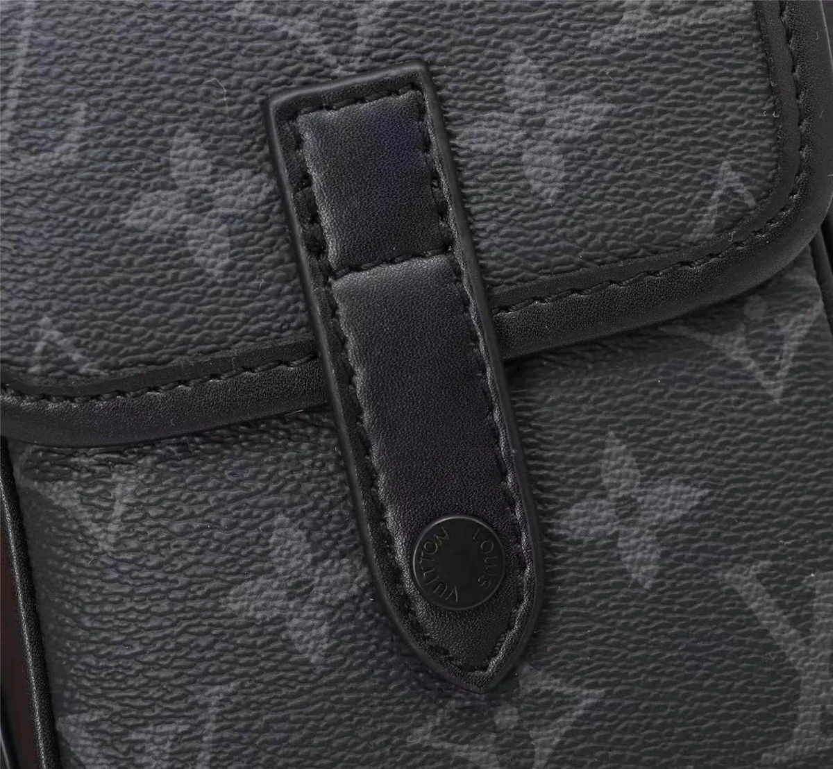 Louis Vuitton Model: 69404 Size: 15x17x8cm - 图片 6