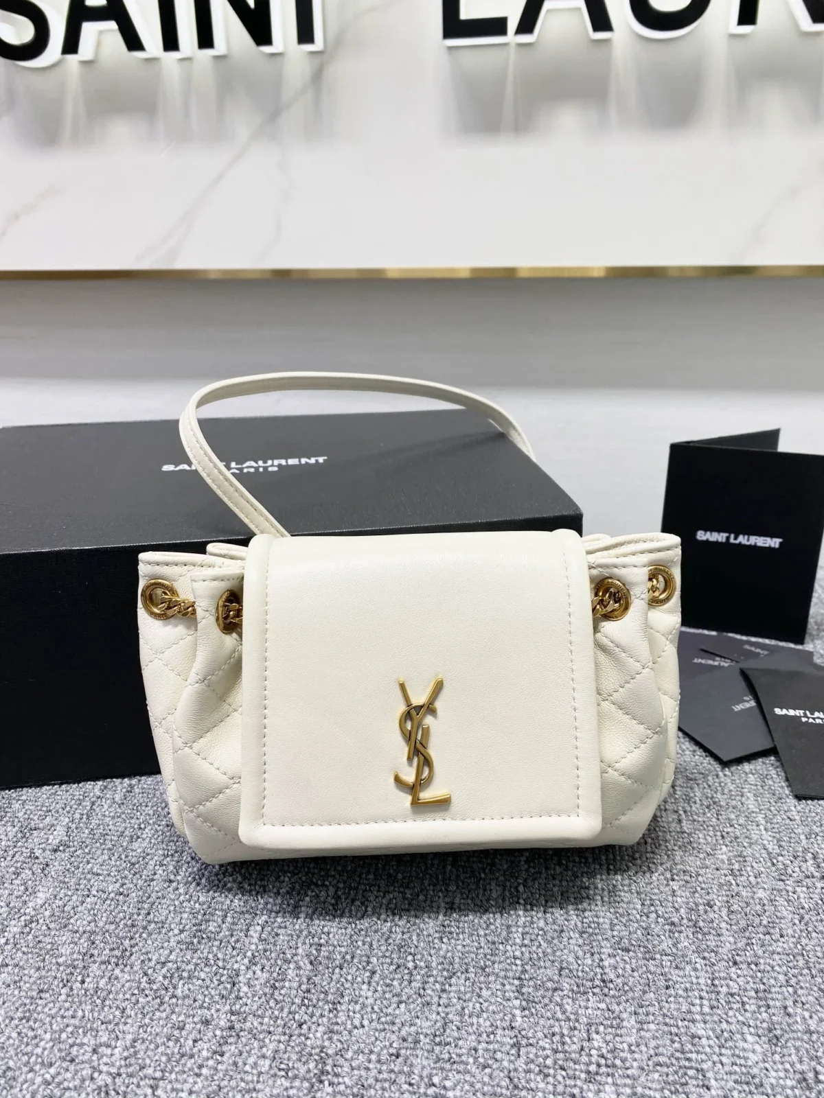 Lambskin Size: 18x13x6cm Code: 672838 - 图片 8