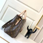 LV Model: M41056 Size 33*23*15cm - 图片 8