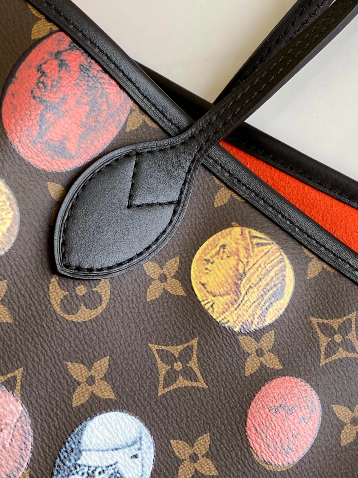 Louis Vuitton xFornasetti Capsule Collection Size: 31.0 x 28.0 x 14.0 cm - 图片 6