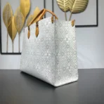 Louis Vuitton Size: 41 x 34 x 19 cm - 图片 9