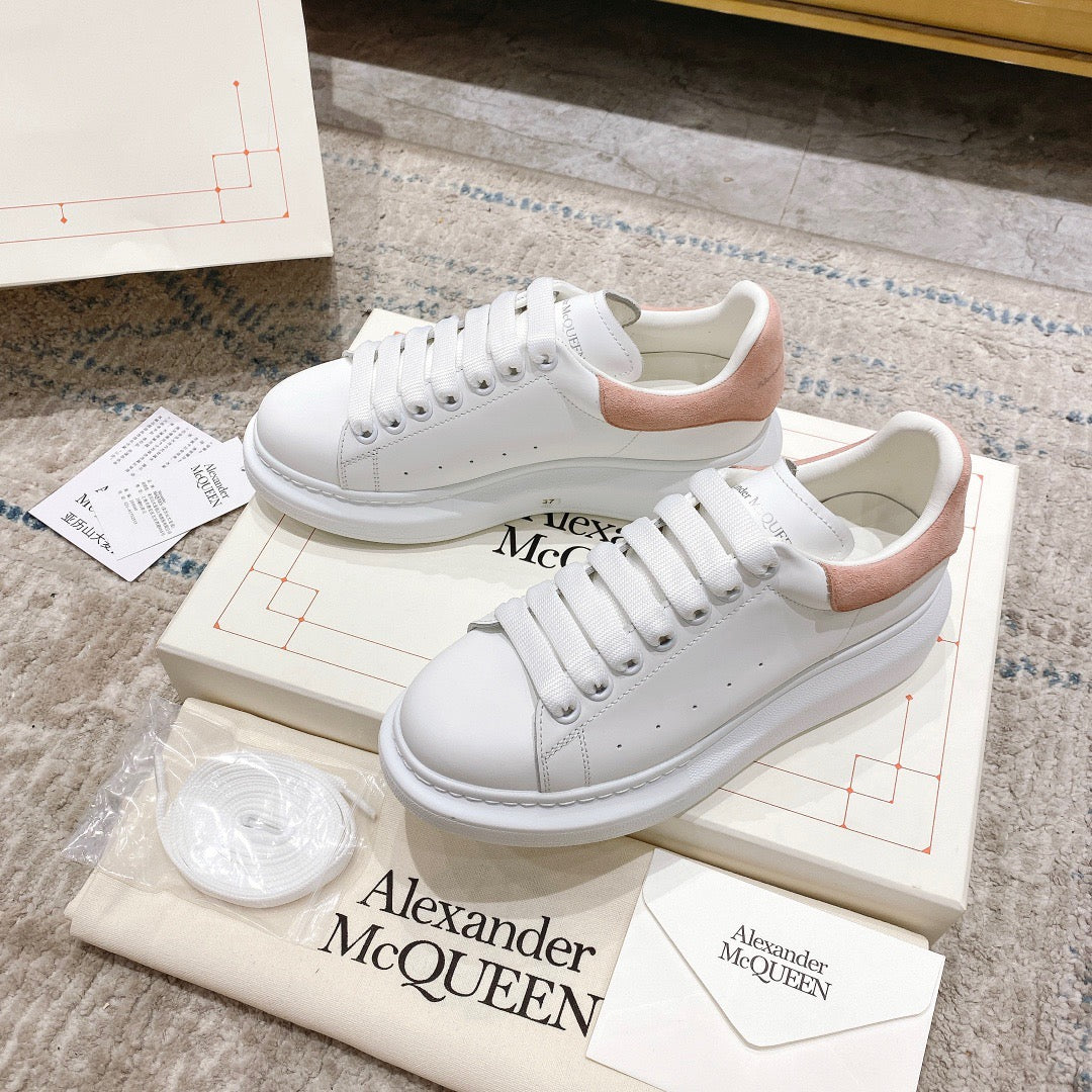 image_14765e6b-c9d5-42e1-9ad3-1a874513e6d4.jpg Sneakers & Shoes - 图片 1