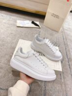 Sneakers & Shoes - 图片 2