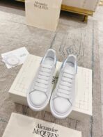 Sneakers & Shoes - 图片 2