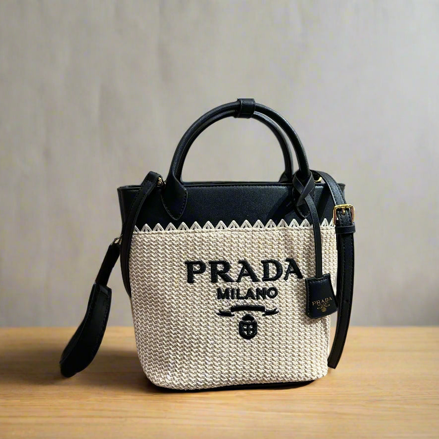 imgHD_9af7c1b1_20250314_i1741958575723_3125_0_0_jpg.jpg CROCHET TOTE BAG 23 IN BEIGE WOVEN RAFFIA WITH BLACK CALFSKIN STRAP - 图片 1