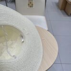 WIDE BRIM HAT MODEL 652186 IN WHITE WOVEN STRAW - 图片 8
